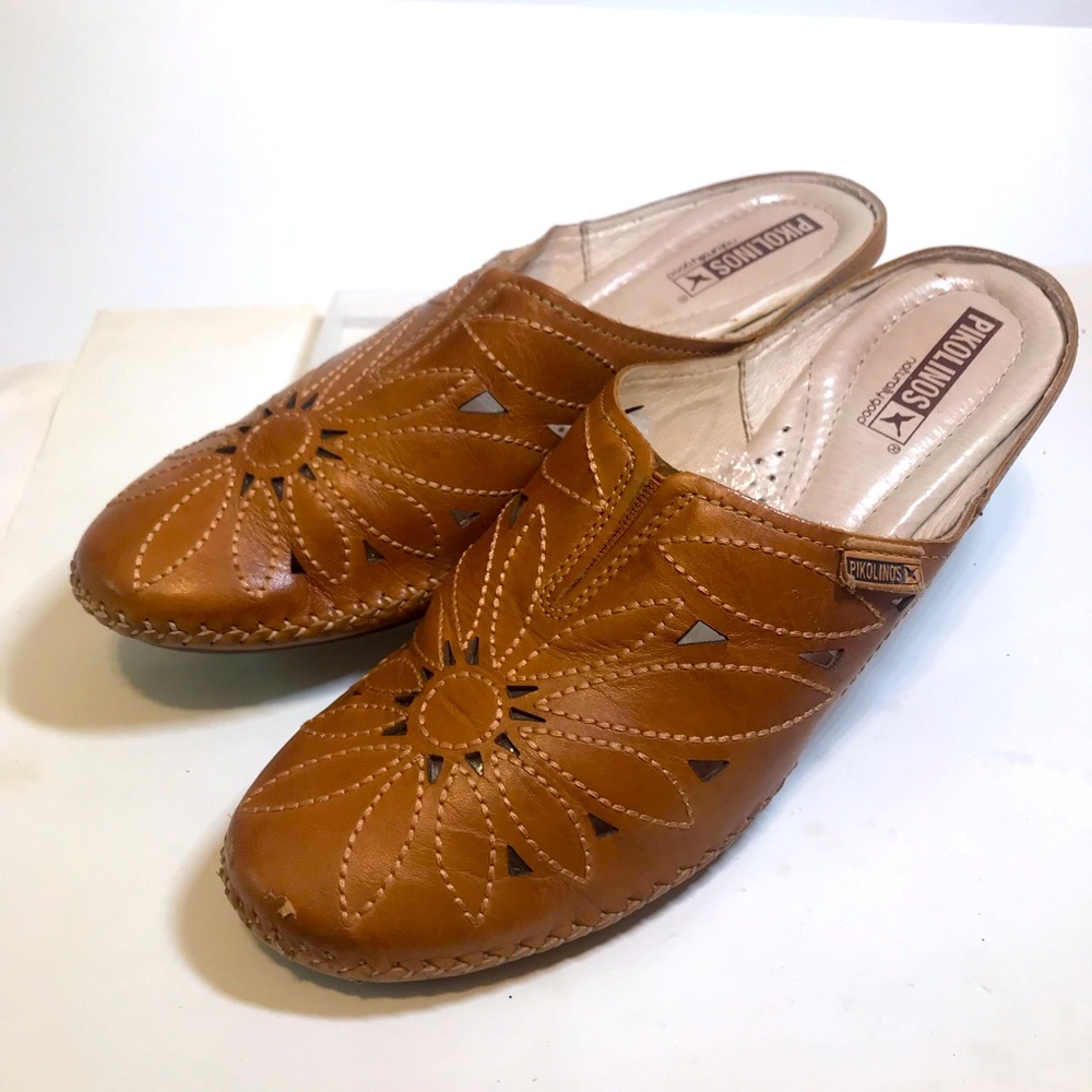 Pikolinos.  Sz39/8-8.5 Leather Mule Medium Width